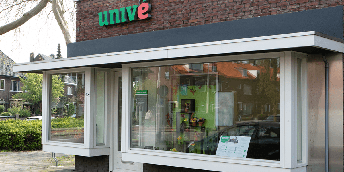 Voorgevel van kantoorpand Univé Breda