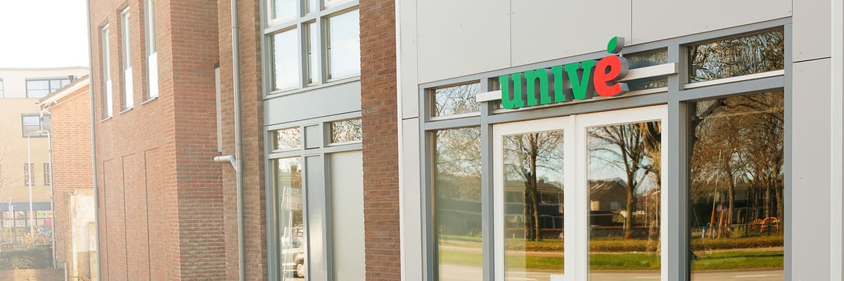 Gevel Univé winkel hypotheekadviseur Elst